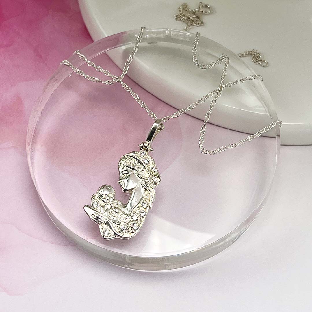 Mother and child necklace