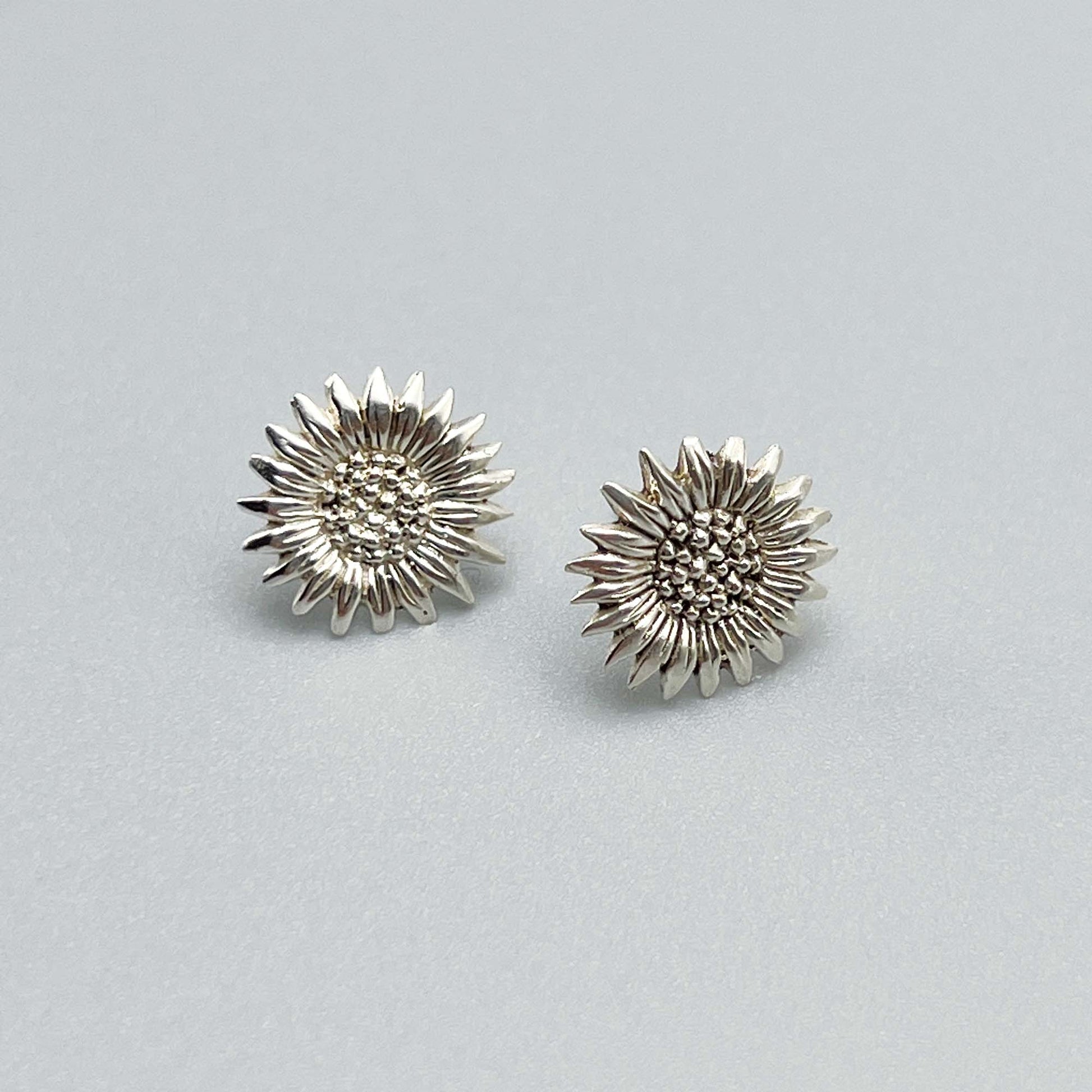 Sunflower stud earrings women's